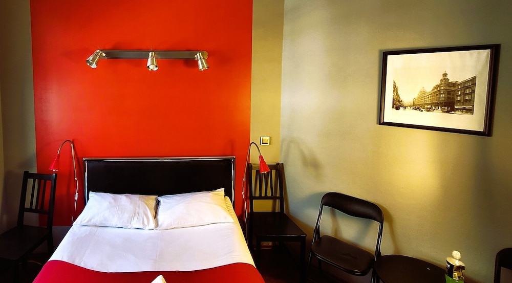 Chmielna Guest House