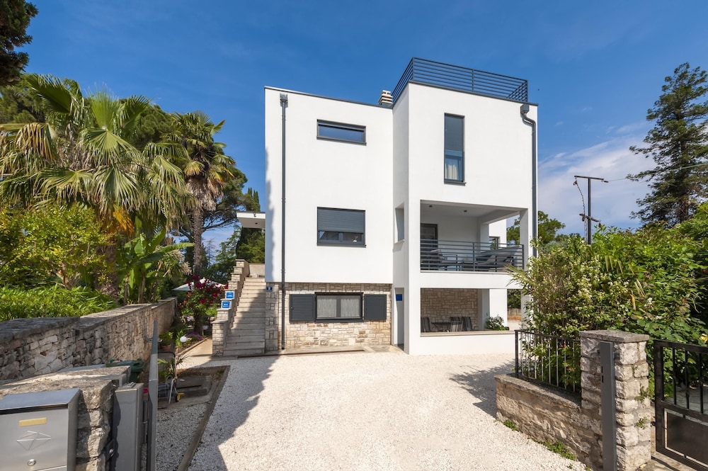 Apartments Katarina