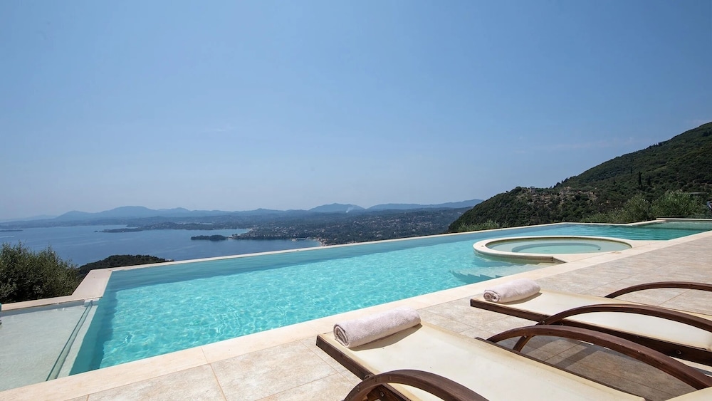 Villa Summer Wine by White Dream Villas