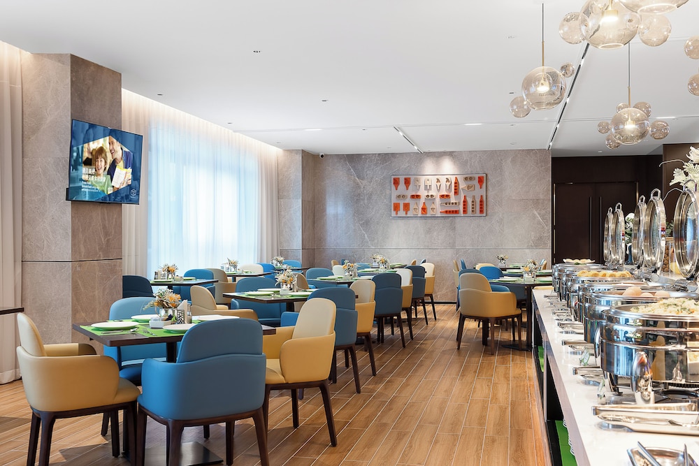 Hampton By Hilton Guangzhou Railway Station