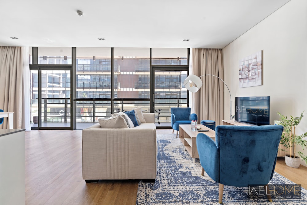 WelHome - Luxury Living in Dubai's City Walk Building 5