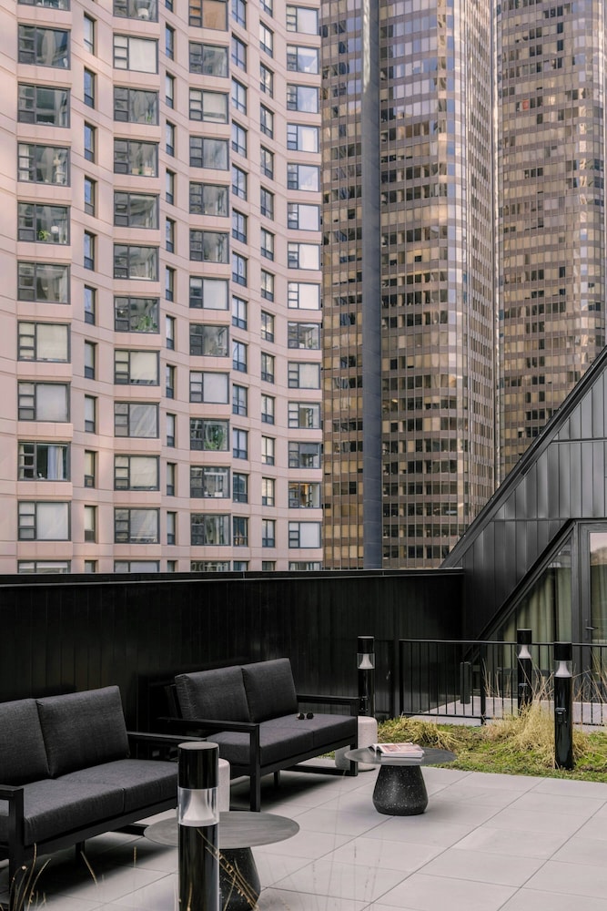 Sonder by Marriott Bonvoy Onterie Apartments Magnificent Mile
