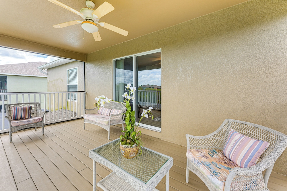Pool, Games + Family Fun! Davenport Home by Disney