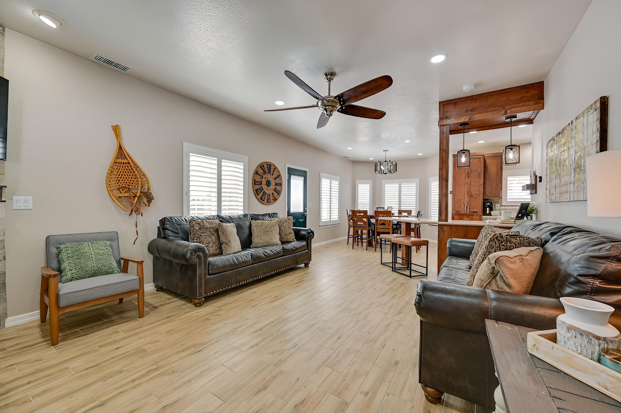 Family-friendly Flagstaff Home With Hot Tub view 5