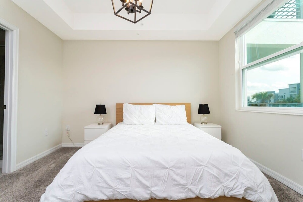 Accessible 3Bd Condo Close to Disney @ Storey Lake Orlando 208 3180