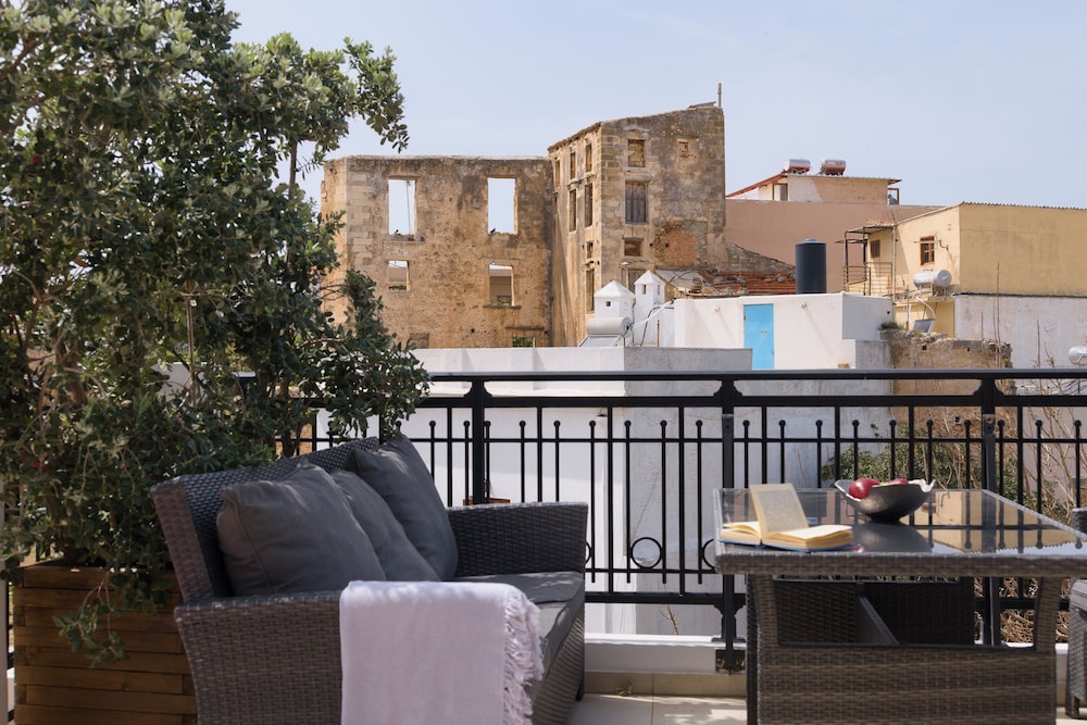 Nival Luxury Suites