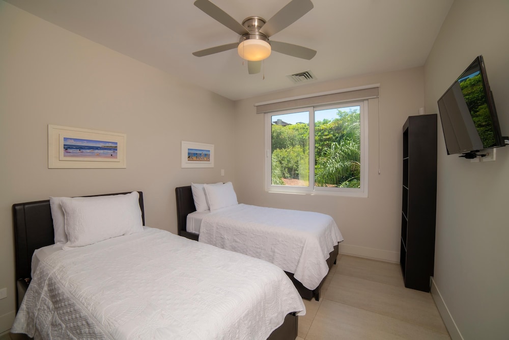 Miramar 2D -3 Bedr 3 Bath Ocean View