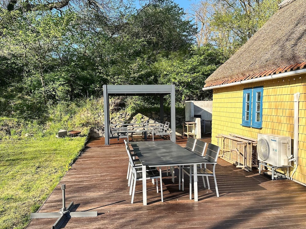 6 Person Holiday Home in Rude