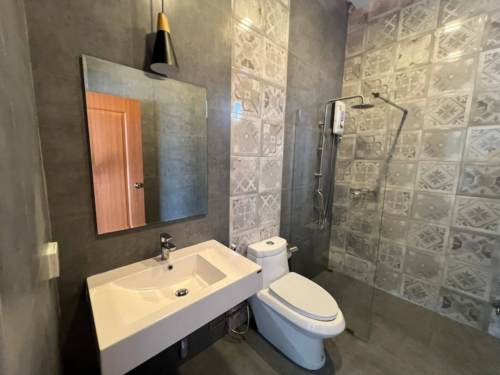 Orange Private Pool Villa, Near Cham Am Beach