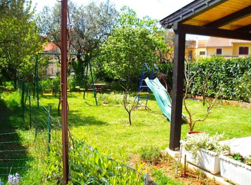 Apartments Villa Dina