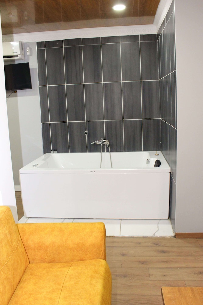 Big Life Otel - Image 61