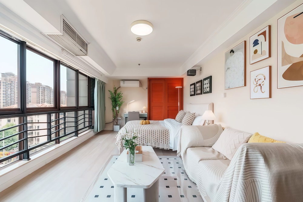 Shanghai Hills & Chiya BoutiqueApartment