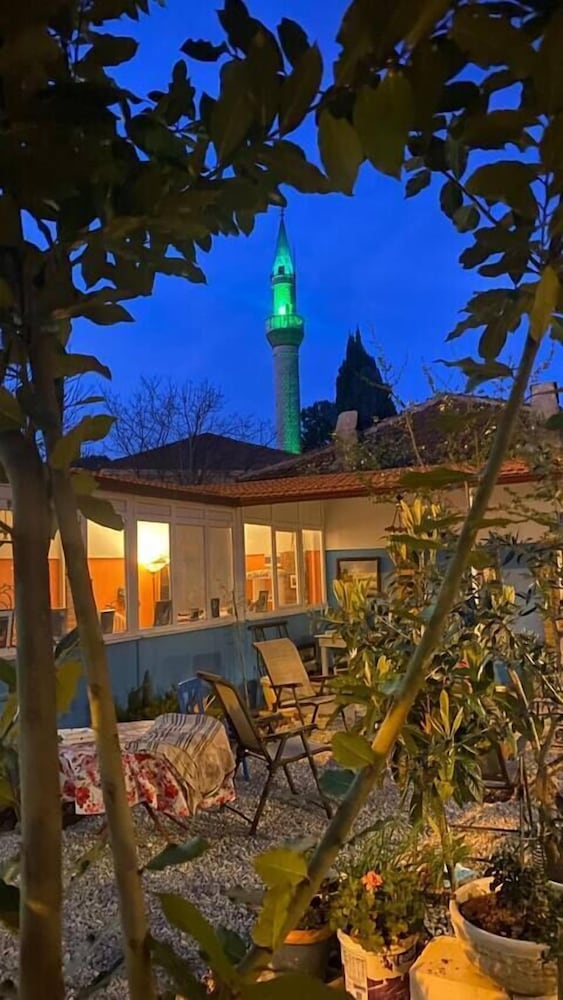 Efes Linden House