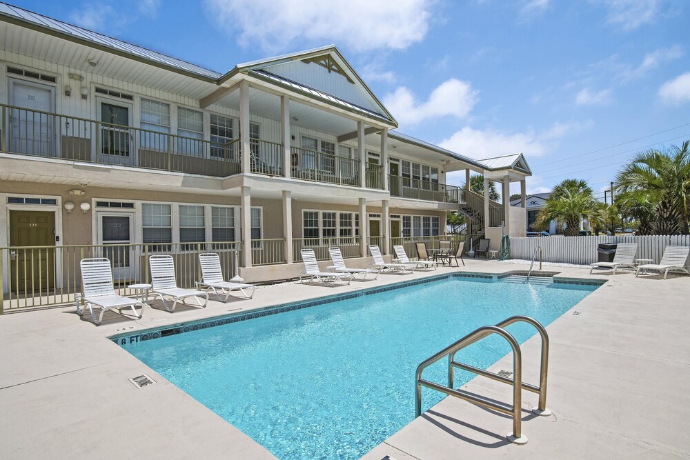 Poinciana Place #123