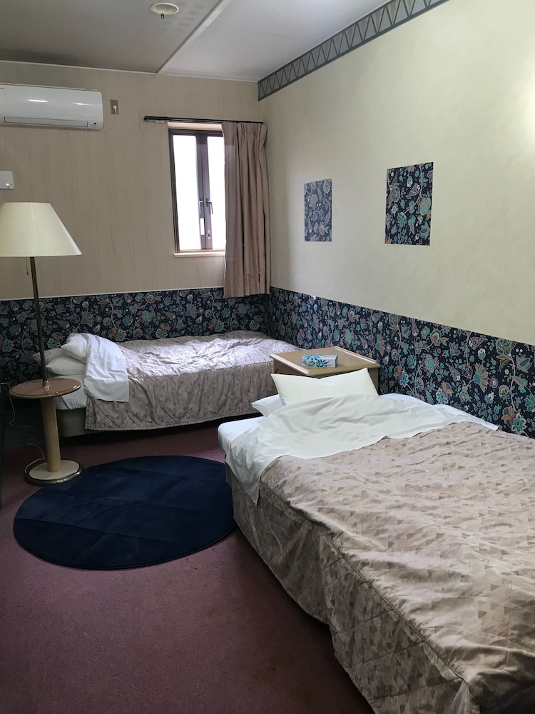 Gotou Hotel - Hostel