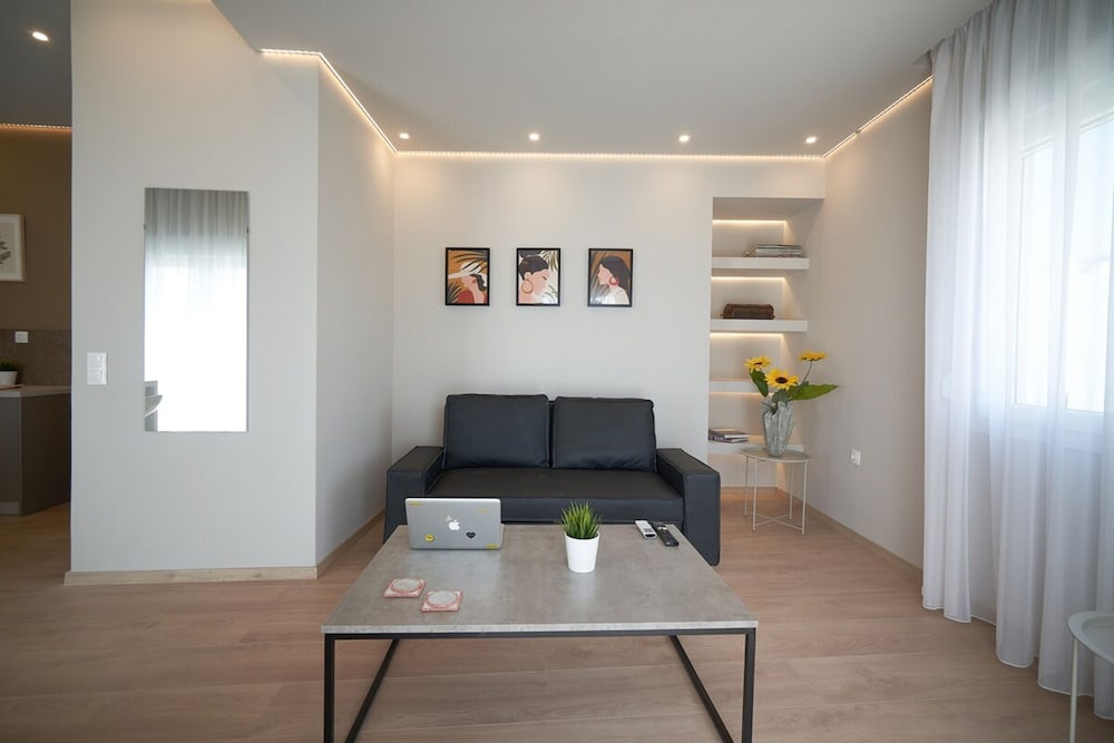 Athens City Apartment B 100mbps Wifi