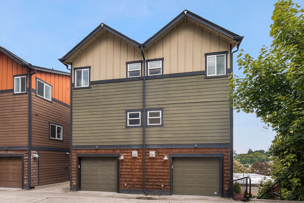 Seattle Vacation Home: The Depot