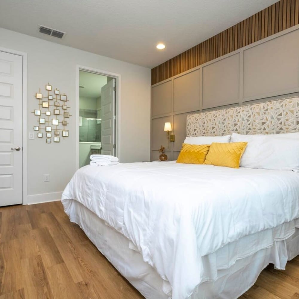 7650 Spacious House With 6BD