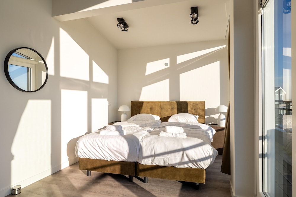Penthouse in Sint-annaland by the Beach