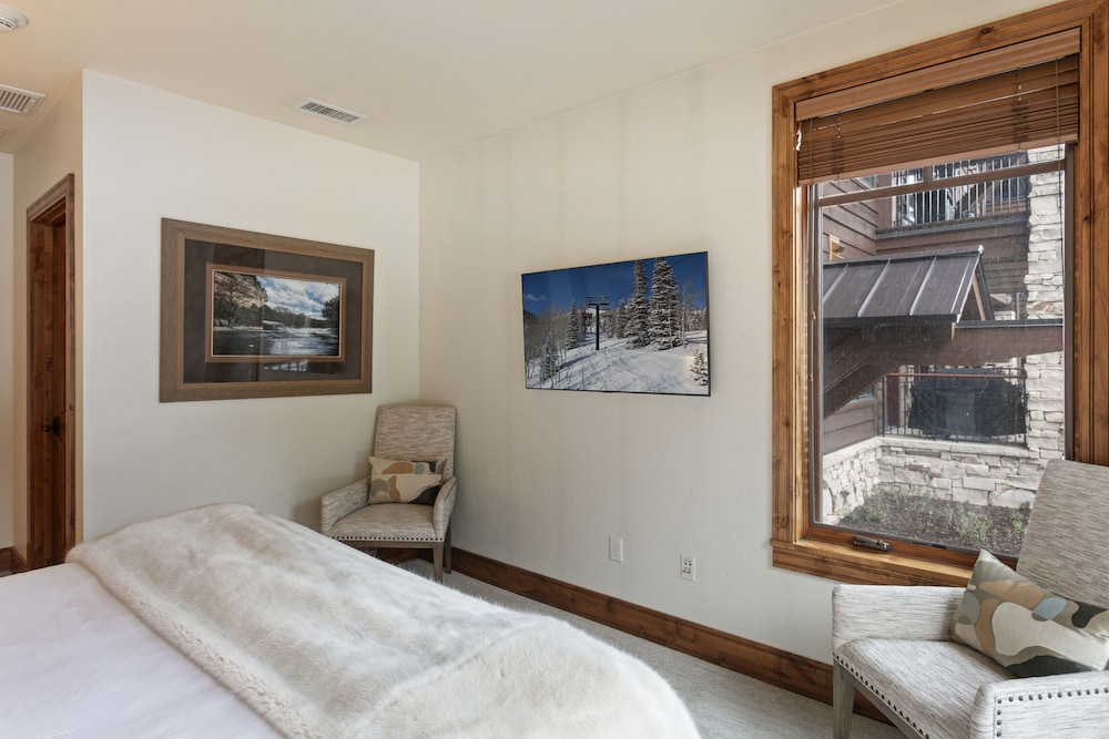 106 - Three Bedroom Shooting Star 3 Condo