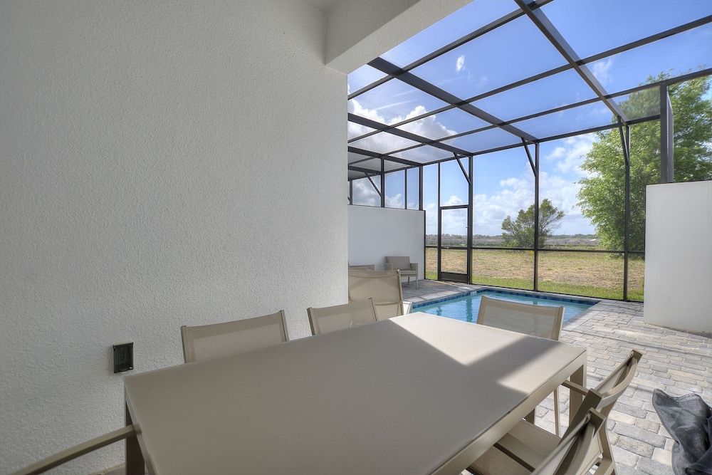 Harmony Haven Boutique Townhome At Azzure Resort Near Disney By Shine Villas 6 Bedroom Townhouse