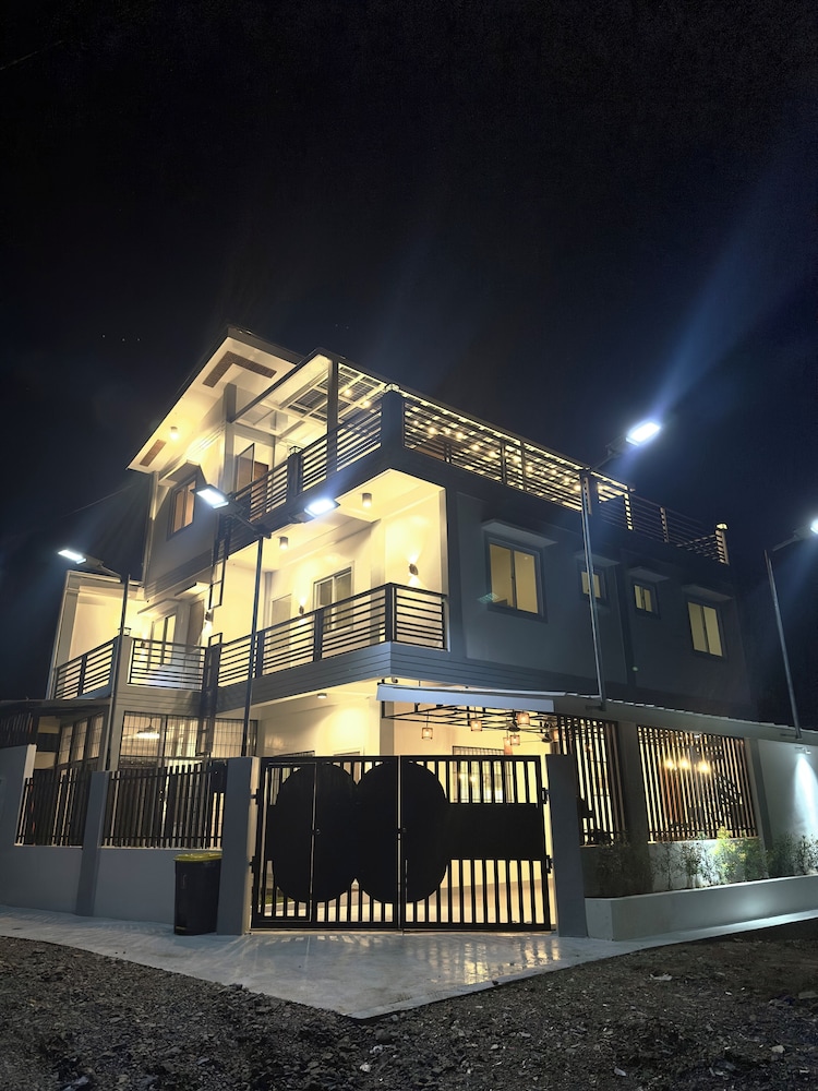 The Palawans Place-b&b
