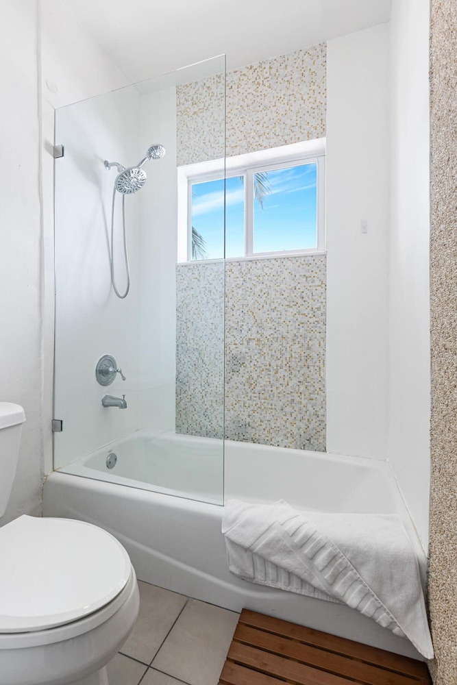 Relaxing Beach Apt in las Olas Blvd