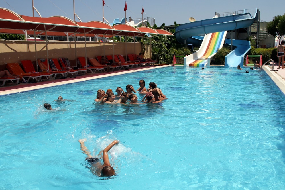 Lims Bona Dea Beach Hotel – All Inclusive