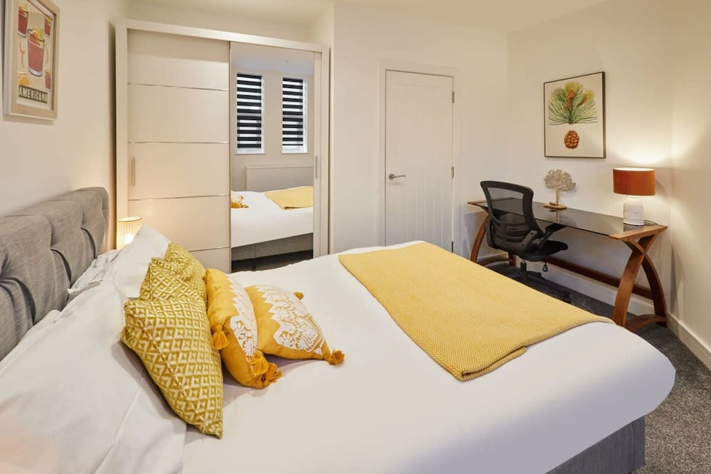 Host Stay Rochester Apartment