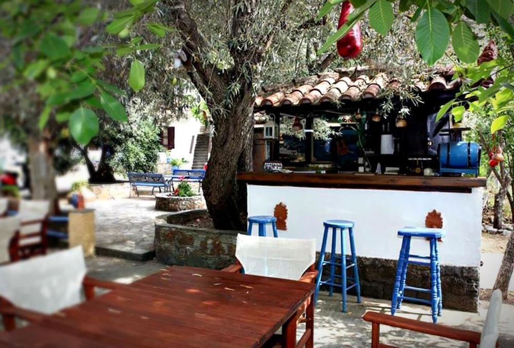 Spiros rooms