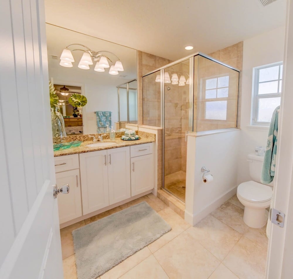 Beach Home w Heated Pool Free Golf Cart