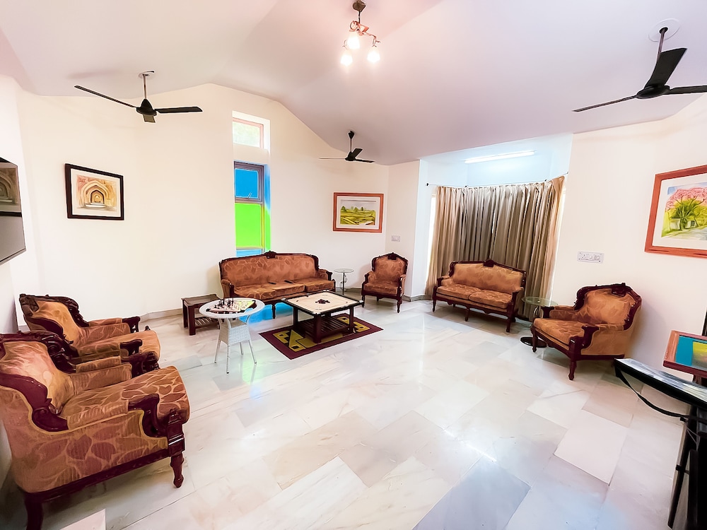 Roomshala 131 Willow Woods Farmhouse view 2