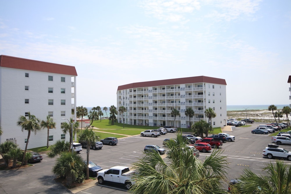 140 El Matador 2 Bedroom Home by RedAwning view 3