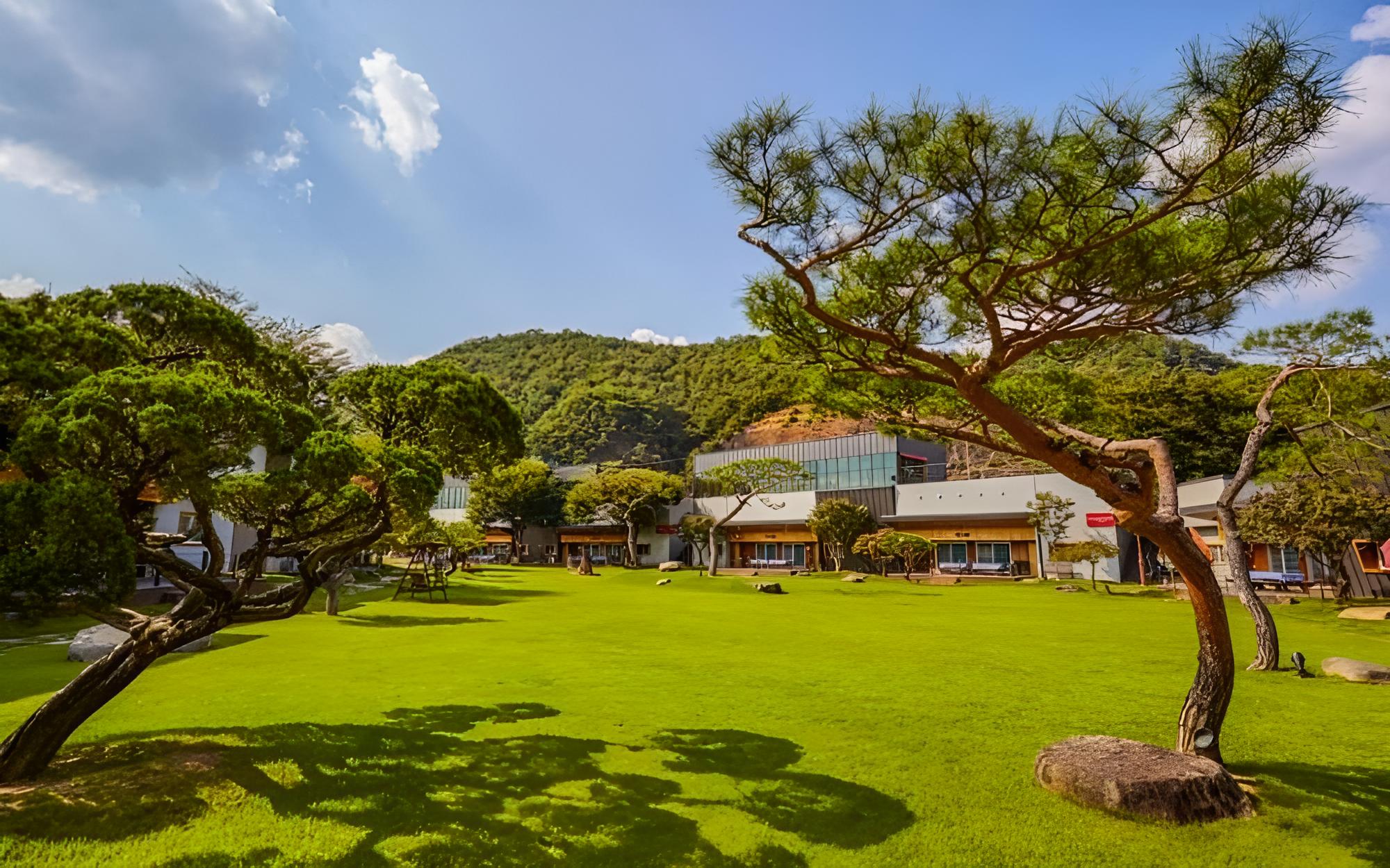 Cheongju Okhwayongsojelpyeong Pension