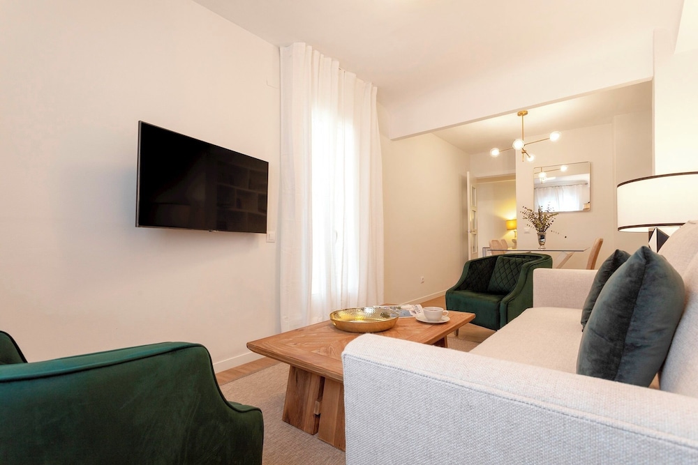 Genteel Home Velarde view 3