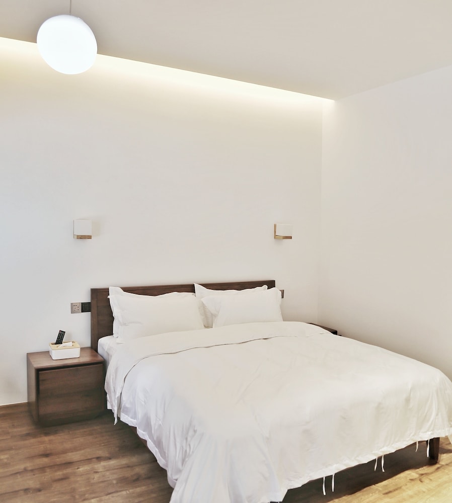 GoNative Boutique House Bamboo Whisper
