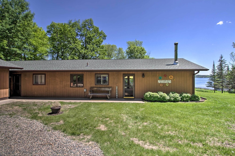 Lakefront Hackensack Cabin w/ Patio & Grill! view 5
