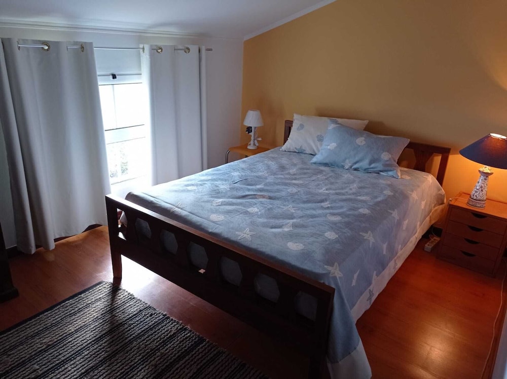 Charming 3-bed Apartment With sea & Mountain View view 2