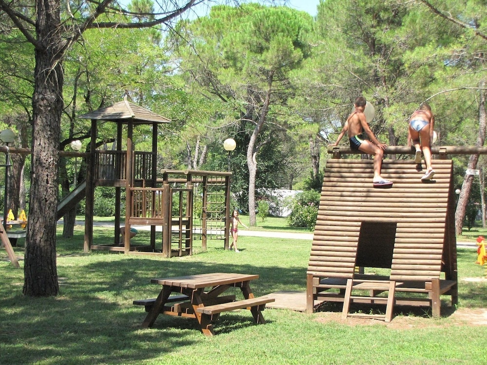 Belvedere Pineta Camping Village