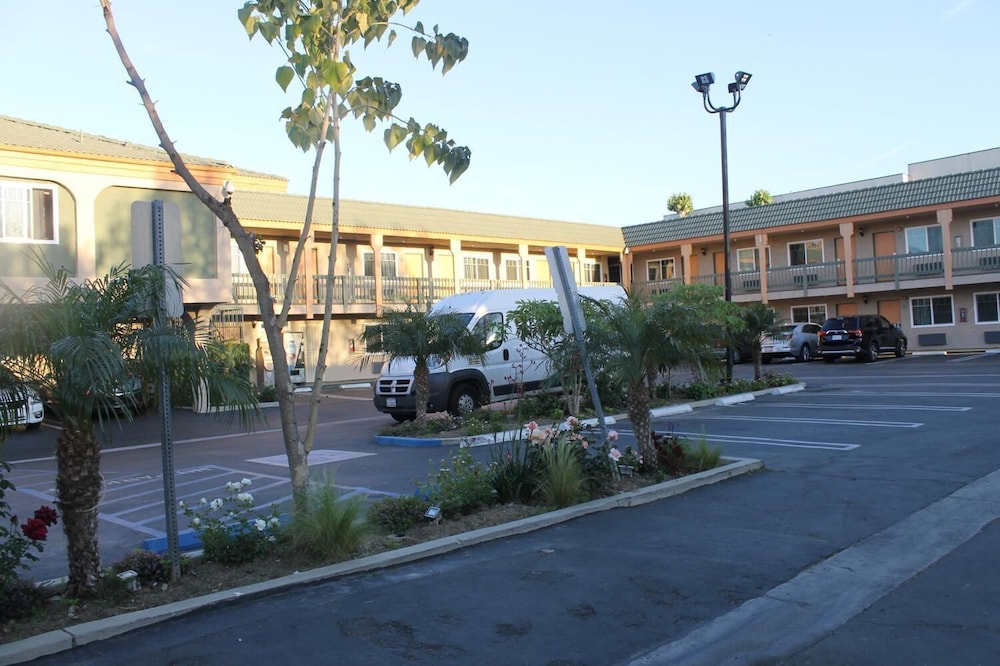 El Rancho Inn Hawthorne