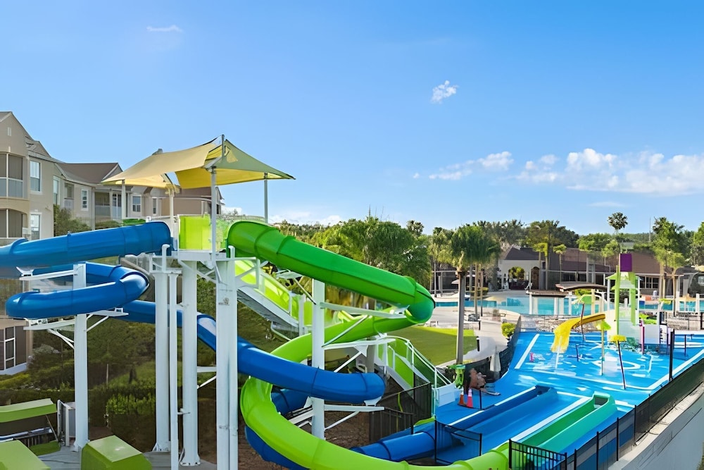 Windsor Hills 5BR 5min to Disney + Pool