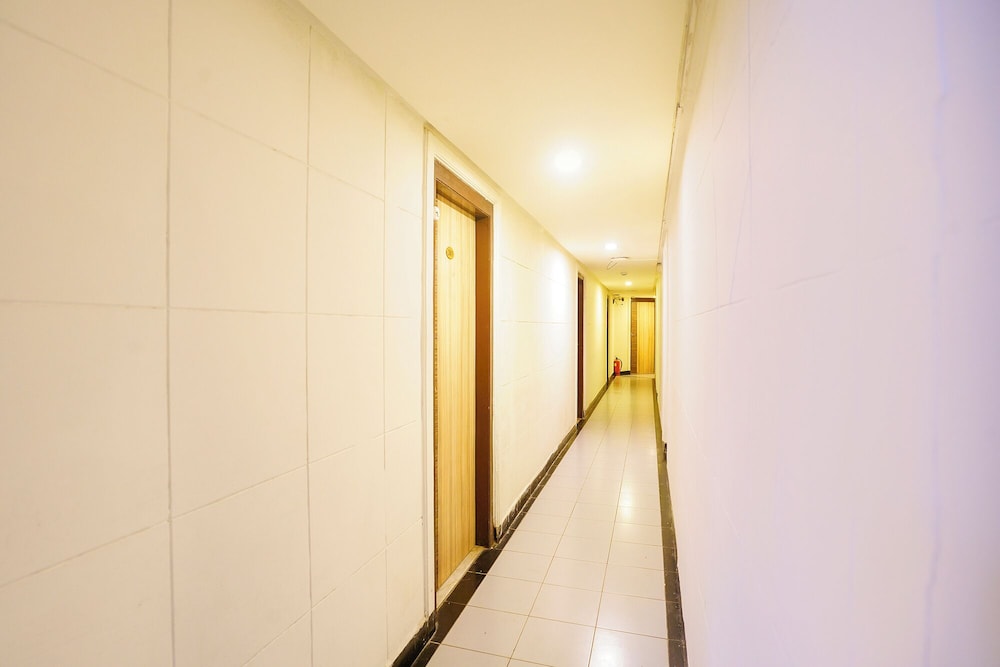 Fabhotel Panchratna