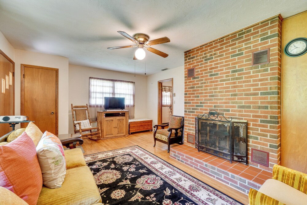 Robbinsville Retreat - Creekside Home w/ Deck!