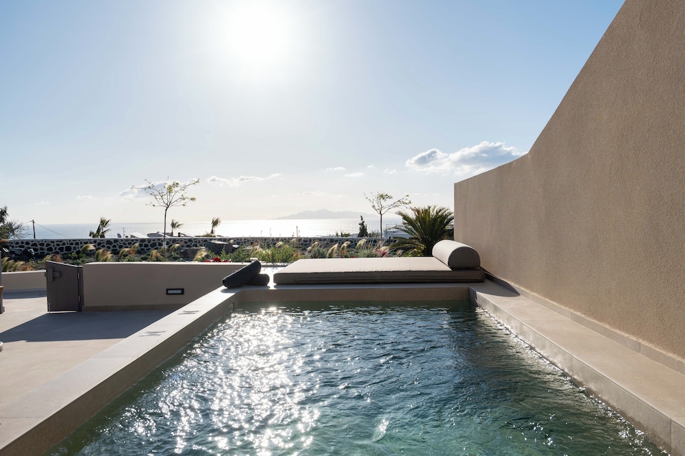 Illusion Suites