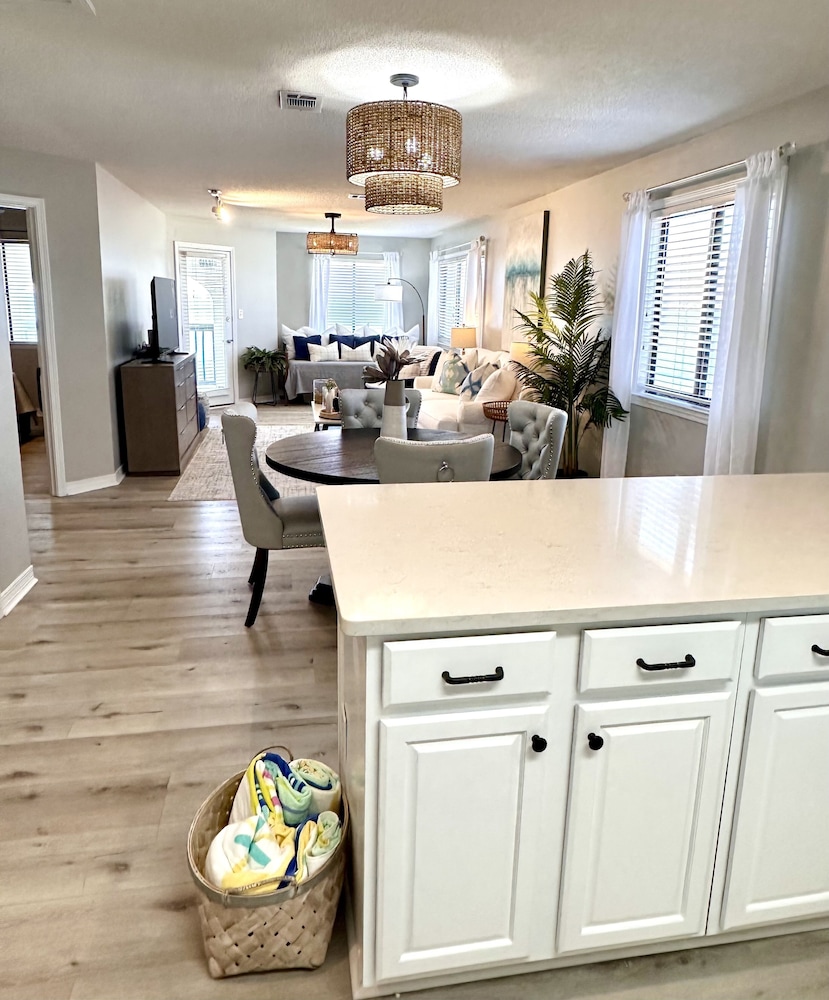 Sound Life 1 Bedroom Condo