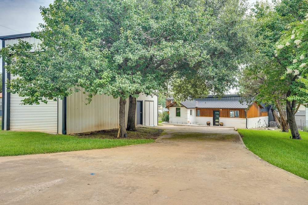Possum Kingdom Lake House w/ Private Dock & Views