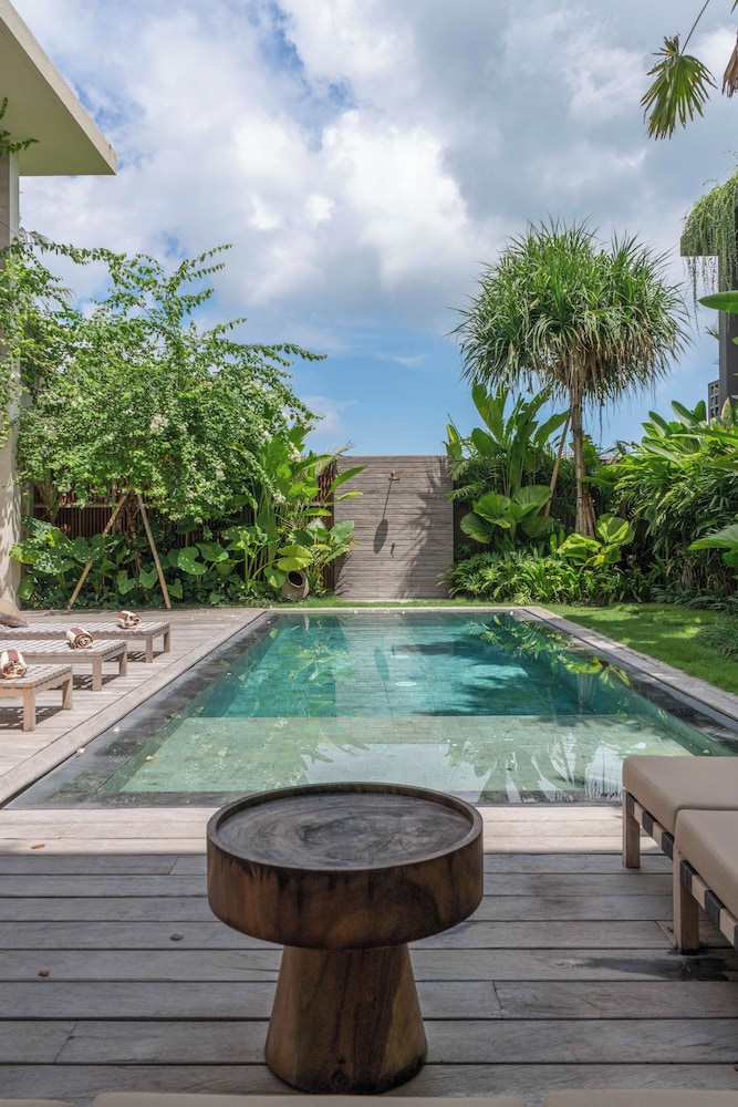 Ayala Saya - Image 5