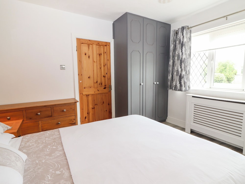 17 Clover Hill