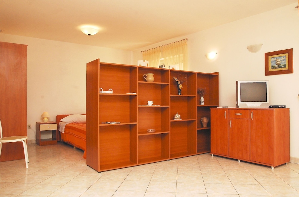 Sol Jardin Apartments