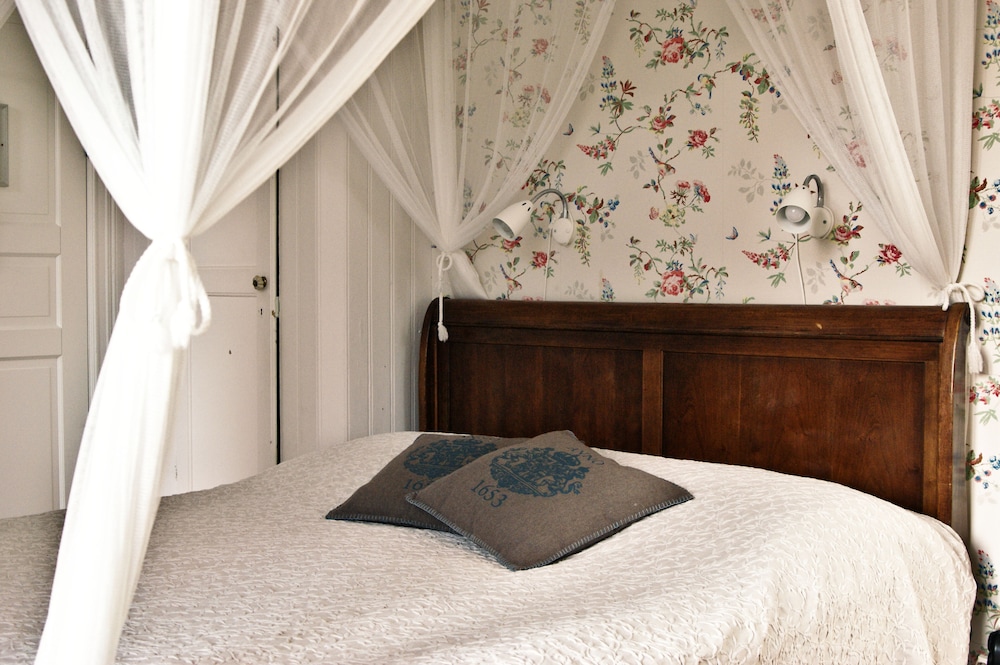Okens Bed & Breakfast
